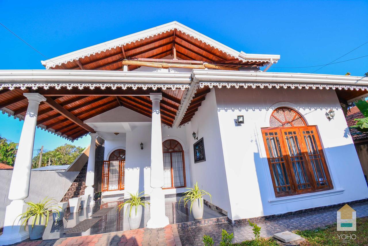 Eos Hostels Ettukala Екстериор снимка