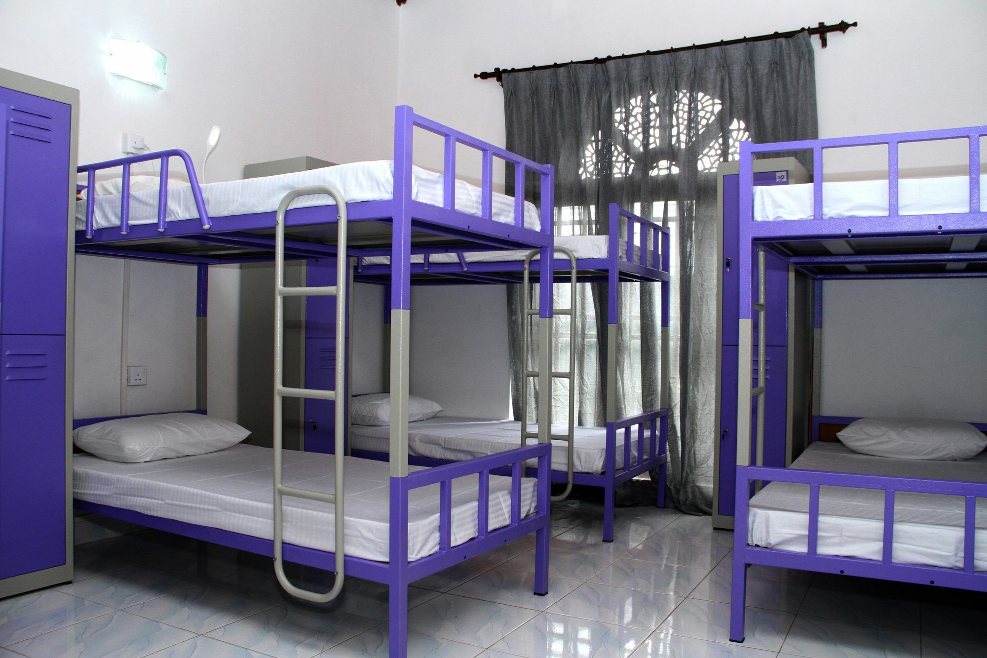 Eos Hostels Ettukala Екстериор снимка