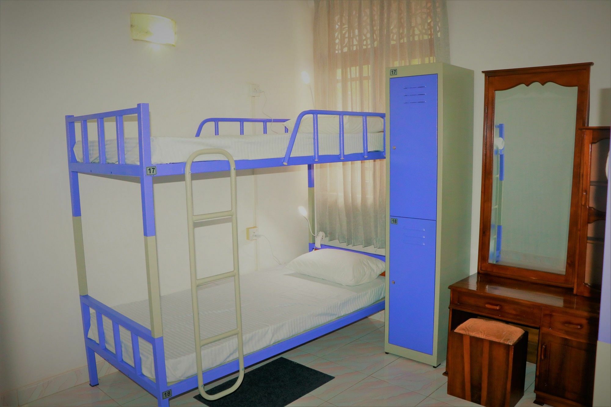 Eos Hostels Ettukala Екстериор снимка